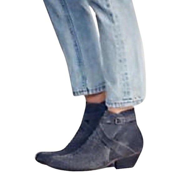 NIB $198 Free People Booties 8 Gray Yellowstone Western Hand Woven Leather 38 - Picture 5 of 16